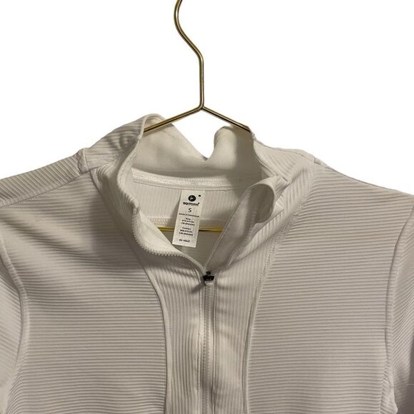 90 Degree by Reflex White Long Sleeve Cropped Quarter Zip Small NWT - Picture 3 of 5